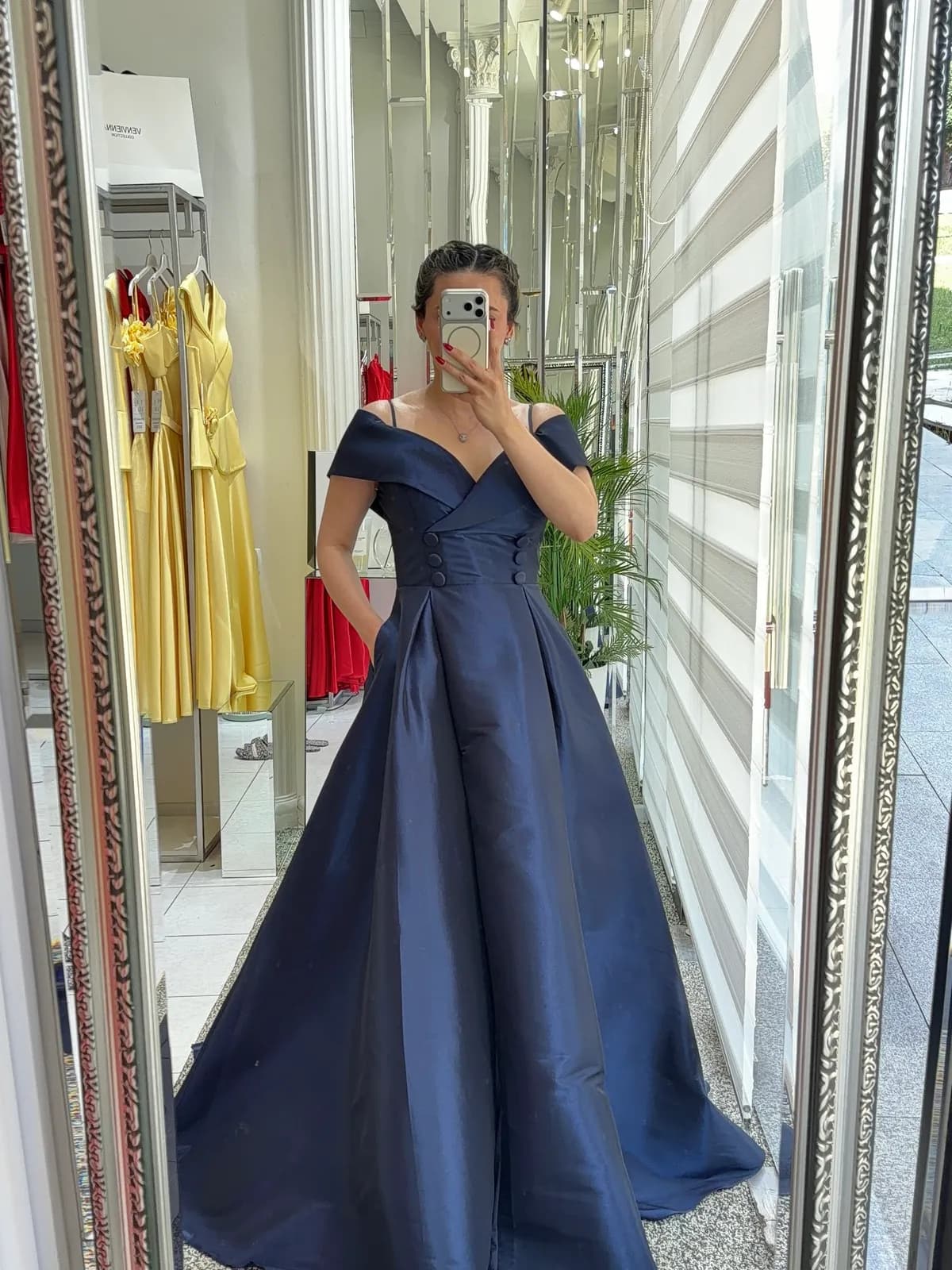 Bleu Royal